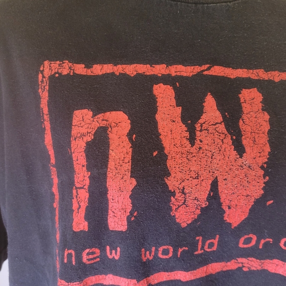 WWE NWO Red and Black T-Shirt/t299 - Picture 2 of 5